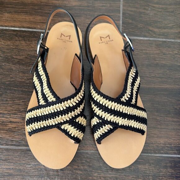 Marc Fisher  Lonnie Slingback Sandal in Black/Cream sz 10M - Picture 5 of 9